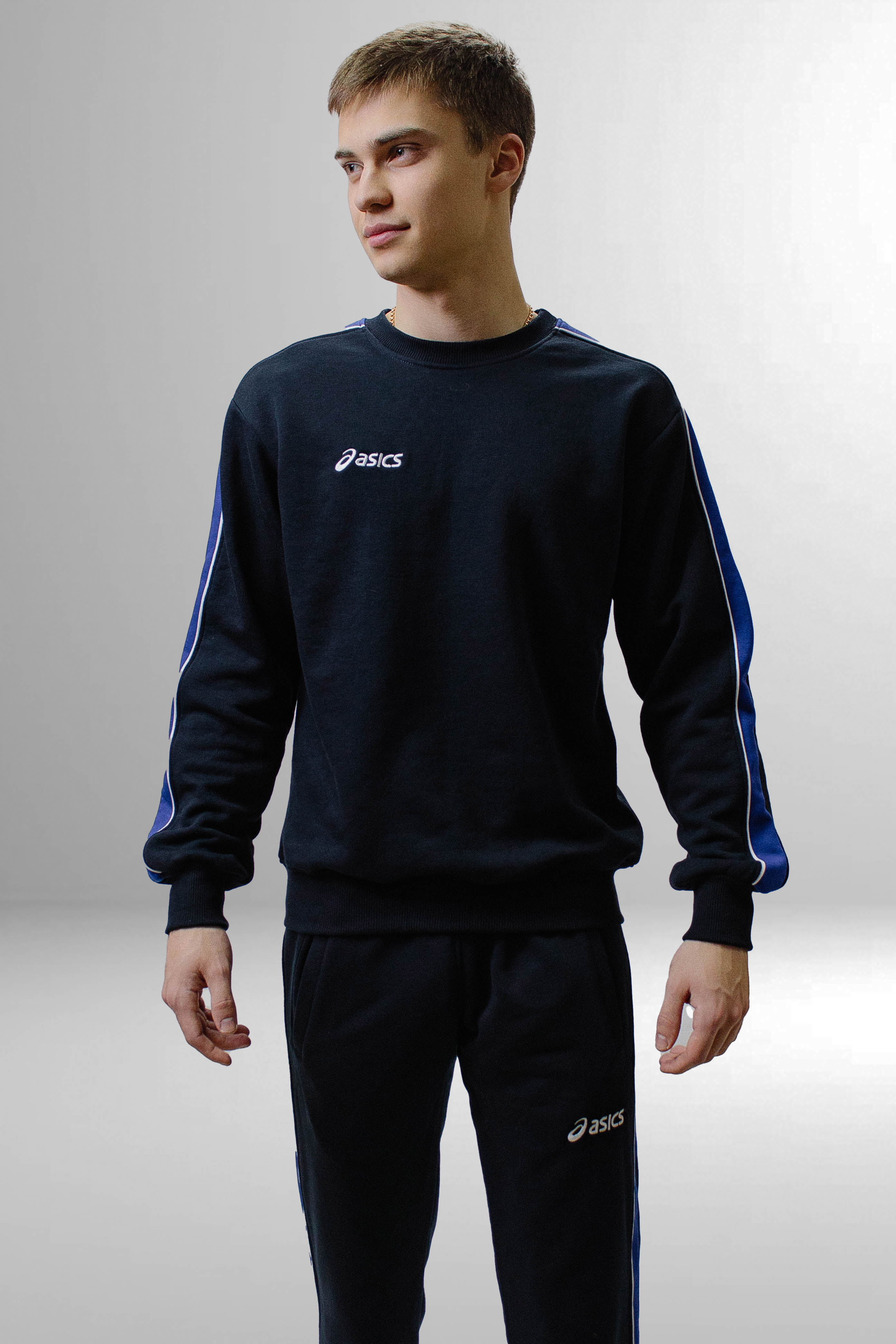 Костюм ASICS темно-синий 46 р