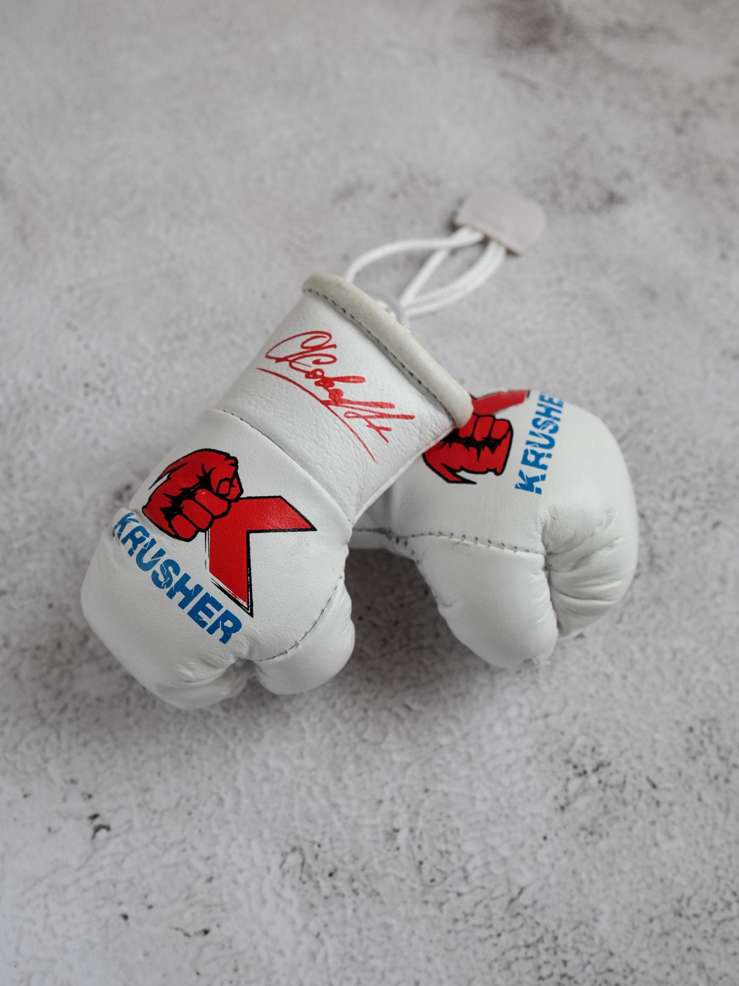Сувенирные бокс. перчатки Krusher Boxing&Life (Белый)